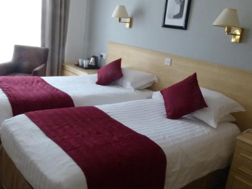 Grouville Beachcombers Hotel מראה חיצוני תמונה