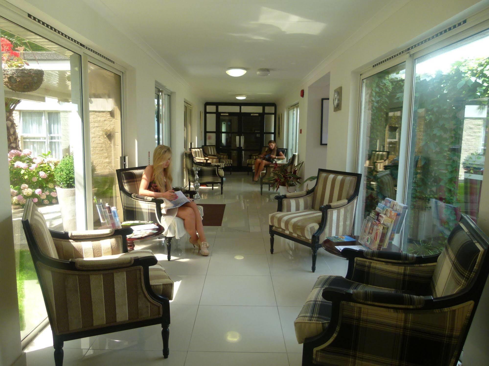 Grouville Beachcombers Hotel מראה חיצוני תמונה
