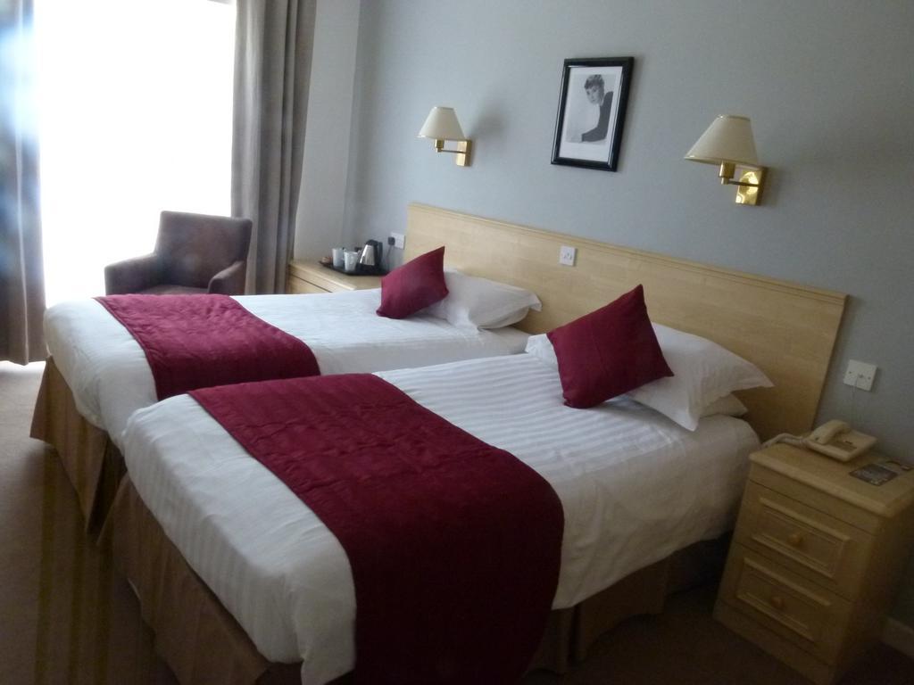 Grouville Beachcombers Hotel מראה חיצוני תמונה